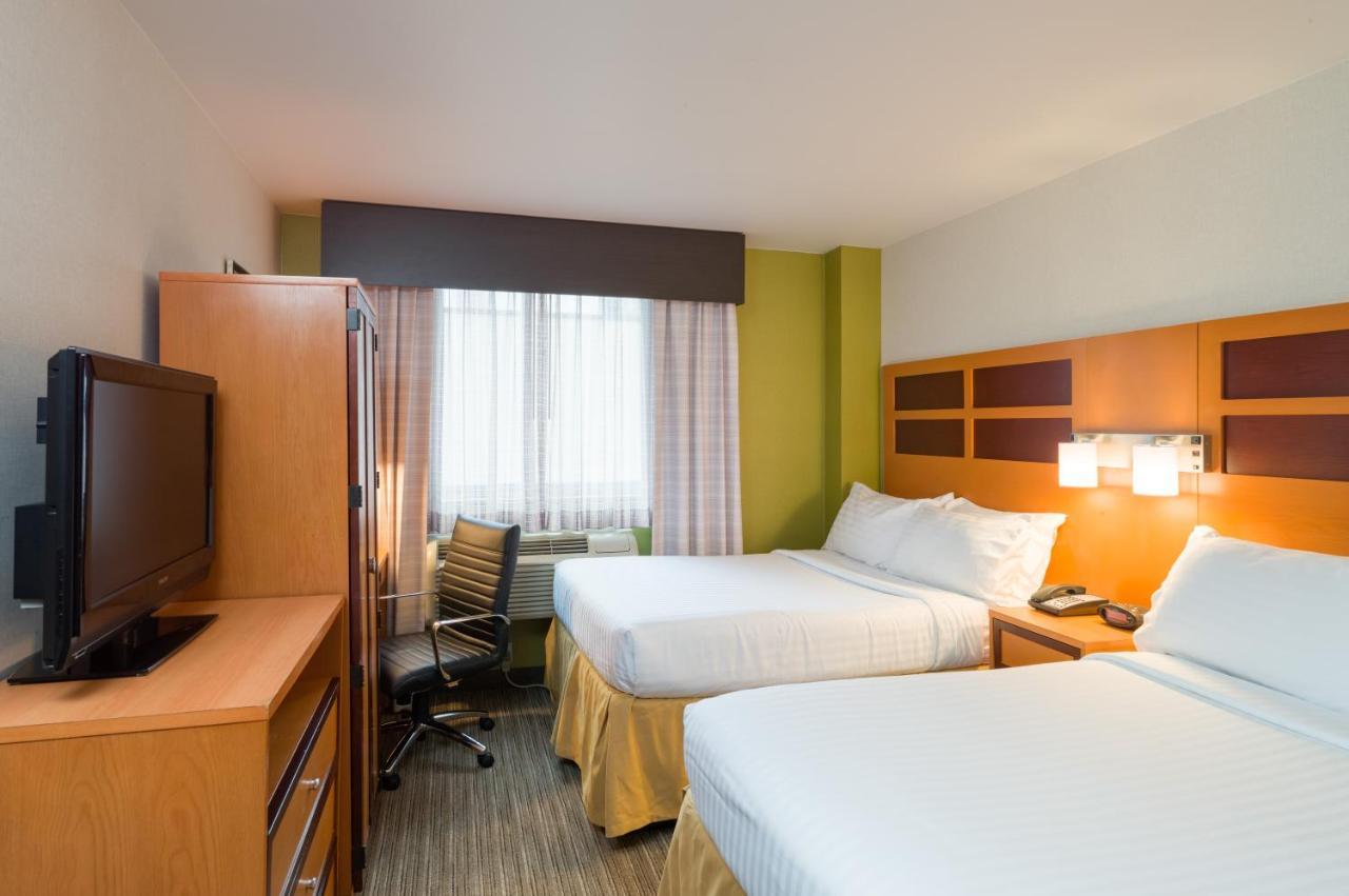 Holiday Inn Express - Times Square By Ihg Nova York Exterior foto